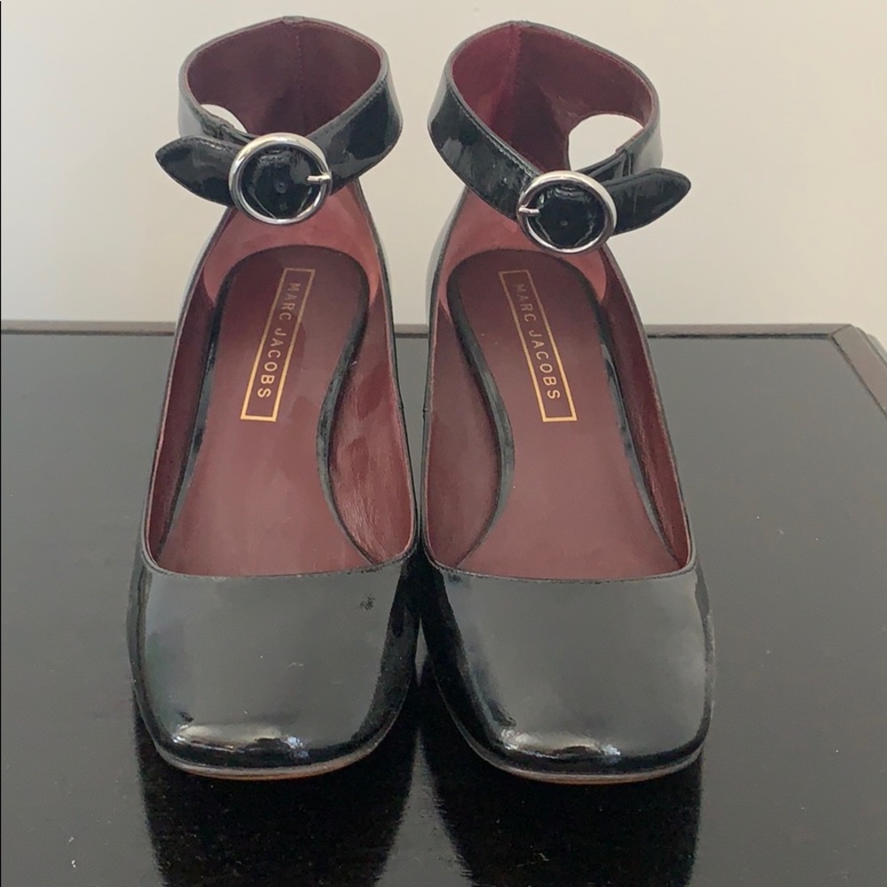 Marc Jacobs Mary Jane low heels